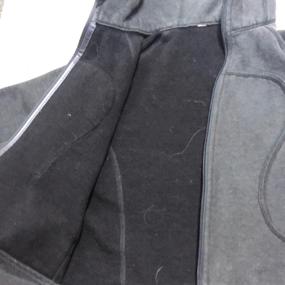 Lululemon sweater/jacket - Picture 3 of 6